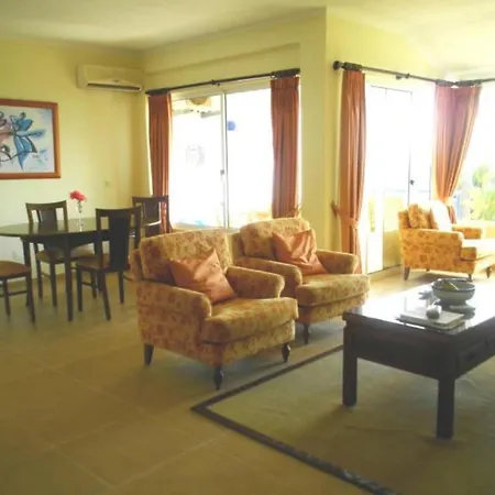 דירה Windmill Hill Luxury אלבופיירה