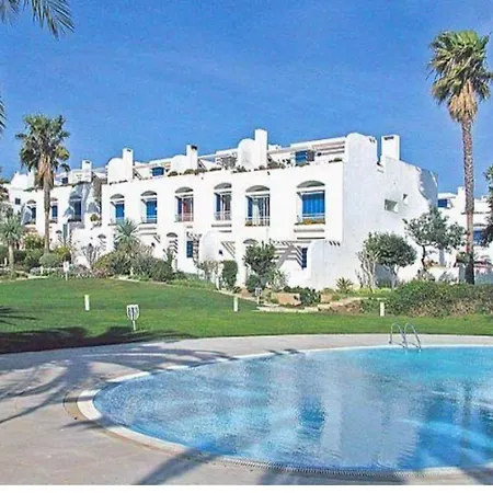 Windmill Hill Luxury דירה