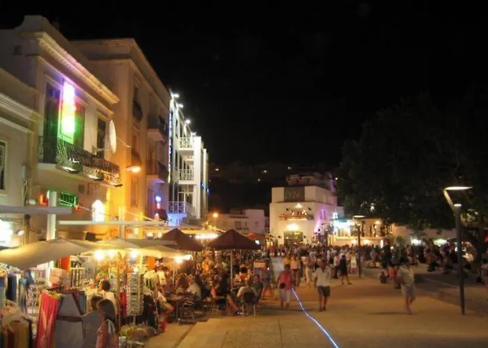 Windmill Hill Luxury Αλμπουφέιρα