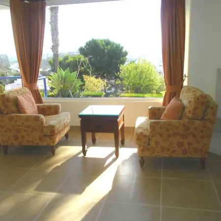 Апартаменты Windmill Hill Luxury