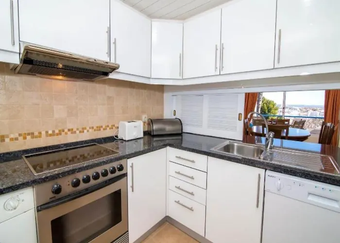 Windmill Hill Luxury Апартаменты