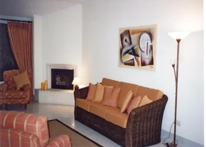 Windmill Hill Luxury Апартаменты *